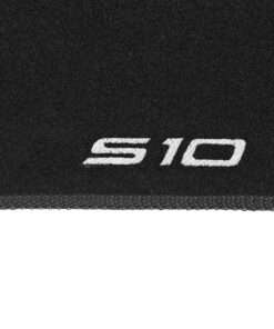 Cubretablero para Chevrolet S-10 1998–2004 vista con detalle del bordado