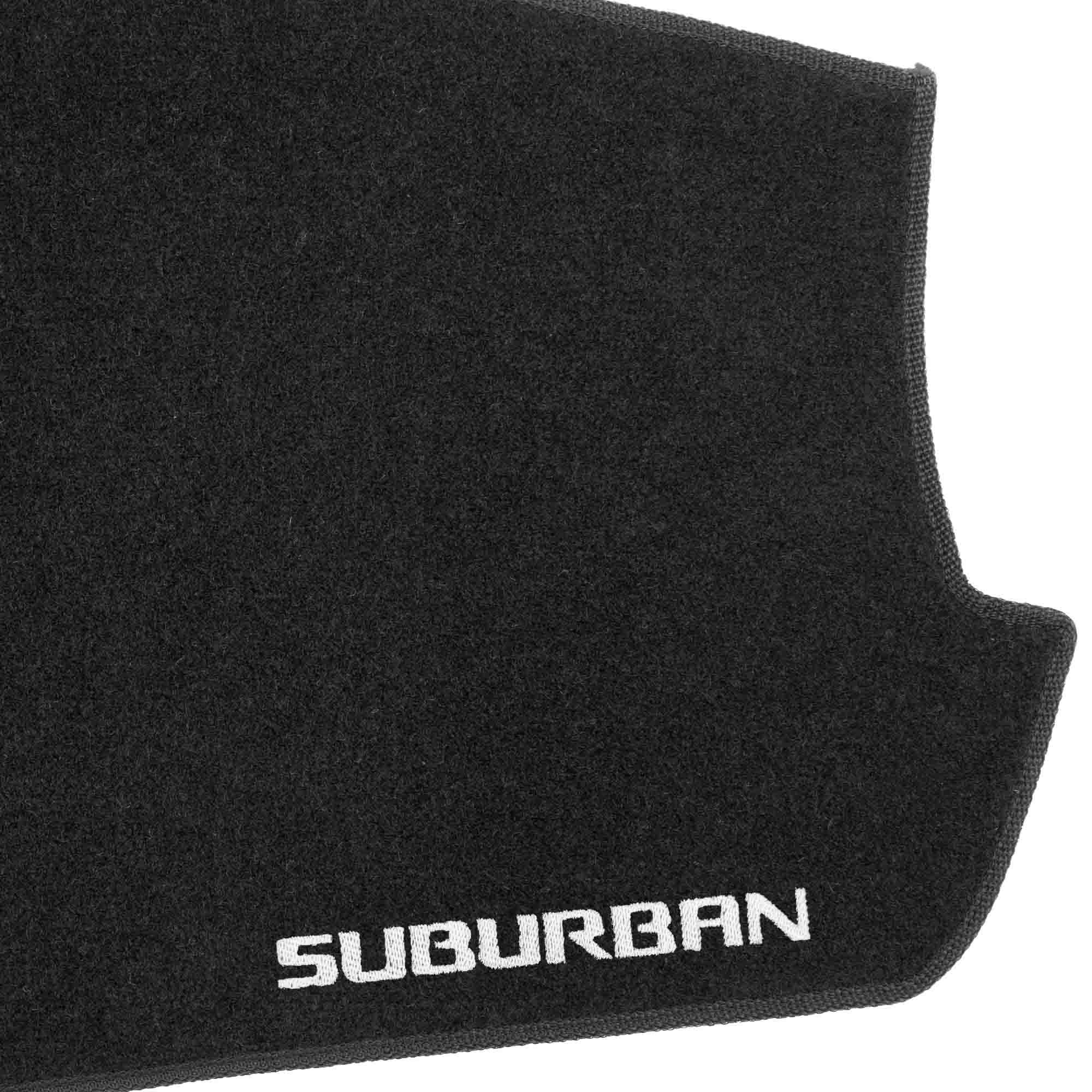 Cubretablero para Chevrolet Suburban 2015–2020 detalle del bordado