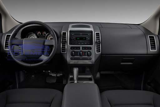 Vista interior del vehículo Ford Edge 2007–2010 como referencia