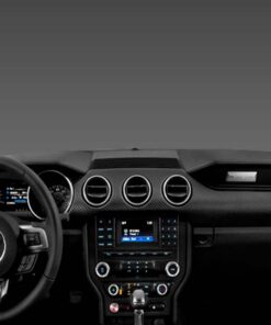 Vista interior del vehículo Ford Mustang 2015–2020 como referencia