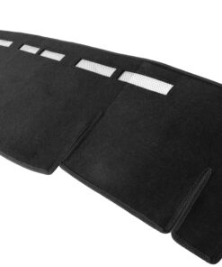 Cubretablero para Isuzu ELF 200 2009–2015 detalle del bordado