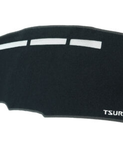 Cubretablero para Nissan Tsuru III 2003–2017 detalle del bordado