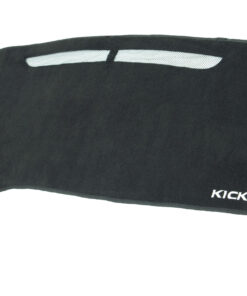 Cubretablero para Nissan Kicks 2017–2025 con detalle del bordado