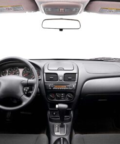 Vista interior del vehículo Nissan Sentra 2001–2006 como referencia
