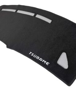 Cubretablero para Nissan Tsubame 1992–2004 detalle del bordado
