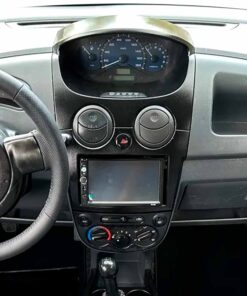 Vista interior del vehículo Pontiac Matiz 2006–2015 como referencia