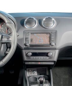 Vista interior del vehículo Seat Ibiza 2010–2017 como referencia