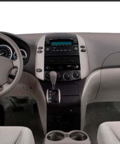 Vista interior del vehículo Toyota Sienna 2004–2010 como referencia