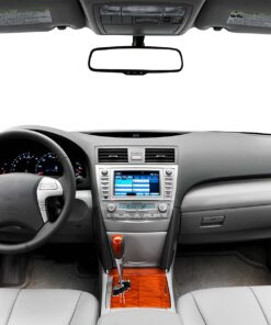 Vista interior del vehículo Toyota Camry 2007–2011 como referencia