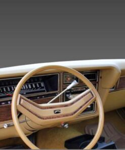 Vista interior del vehículo Ford Ltd 1973–1974 como referencia