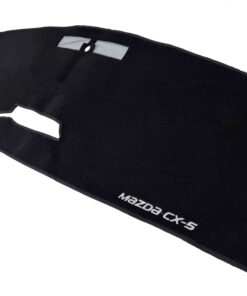 Cubretablero para Mazda CX 5 Sport 2018–2025 detalle del bordado