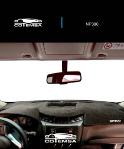 Cubretablero premium para Nissan NP 300 2016–2024 instalado al interior del auto