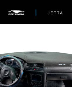 Cubretablero premium para Volkswagen Jetta A4 2000–2010 intalado en el interior del auto