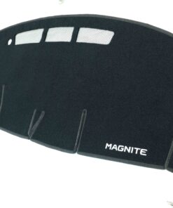 Cubretablero para Nissan Magnite 2025 con detalle del bordado