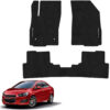 Tapetes de piso para para Chevrolet Sonic 2012–2016 vista superior y con vehículo como referencia