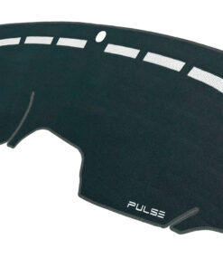 Cubretablero para Fiat Pulse 2023–2025 con detalle del bordado