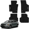 Tapetes de piso para para Volkswagen Jetta A5 y A6 2011–2018 vista superior y con vehículo como referencia
