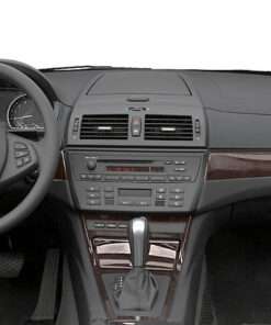 Vista interior del vehículo BMW X3 2005–2010 como referencia