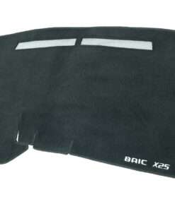 Cubretablero para BAIC X 25 2017–2020 con detalle del bordado