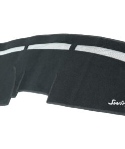 Cubretablero para Chevrolet Swing 1994–2003 vista en ángulo con detalle del bordado