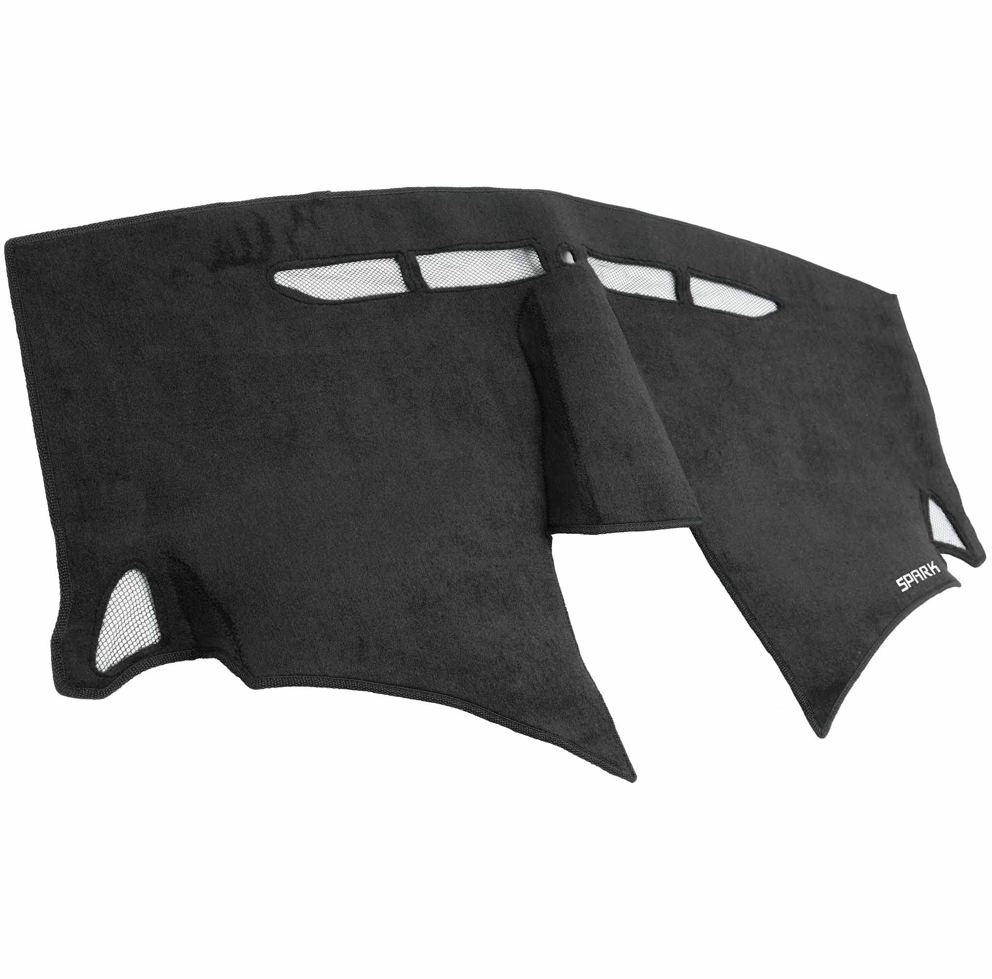 Cubretablero premium para Chevrolet Spark Classic 2011–2018 vista en ángulo del producto