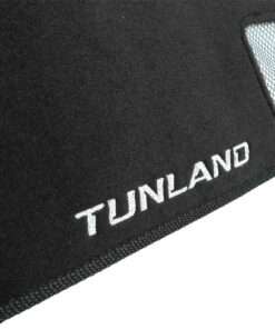 Cubretablero premium para Foton Tunland V9 2023–2026 vista detalle del bordado