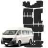 Tapetes para Nissan Urvan 2024, con vehículo como referencia.